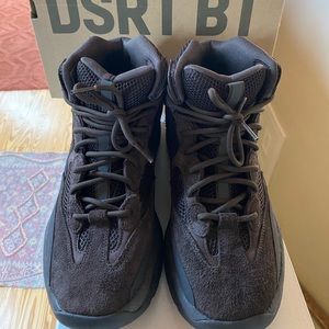 Yeezy Dsrt Boots - Men’s Size 10